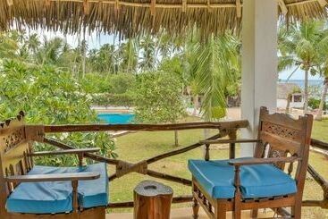 استراحتگاه Filao Beach By Sansi