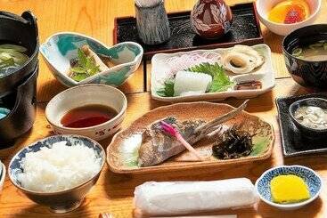 ریوکان Yuhigaura Onsen Konoya