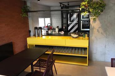 Artsy Vitoria Hostel