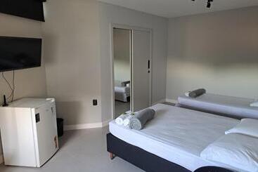 Artsy Vitoria Hostel