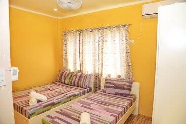 تختخواب و صبحانه Magnfred S Place Batanes