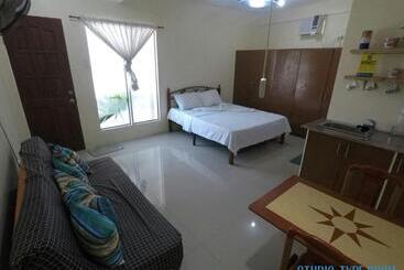 تختخواب و صبحانه R & D Island Lodge