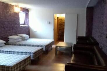 Hostel31
