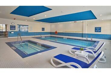 هتل Element Edmonton West
