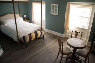 هتل James Joyce Guesthouse