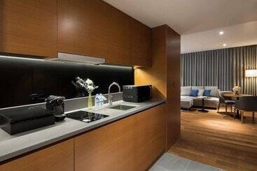 Novotel Ambassador Seoul Dongdaemun Hotels & Residences