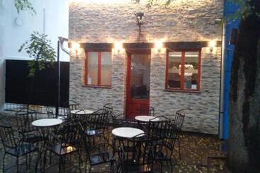 تختخواب و صبحانه Bed&breakfast Intermezzo Caffe