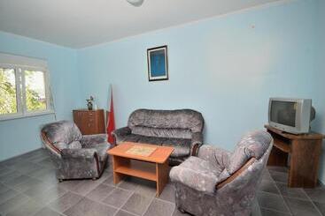 تختخواب و صبحانه Bed&breakfast Intermezzo Caffe