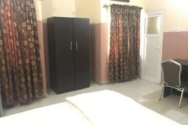 تختخواب و صبحانه Richmond Hills Suites