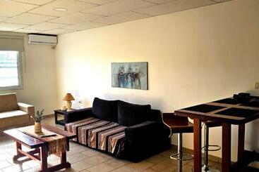 Eclat Suites Hotel Boutique