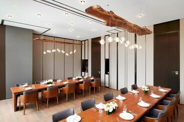 هتل Courtyard By Marriott Seoul Botanic Park