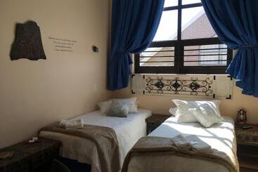 هتل Eldorado Lodge Cc