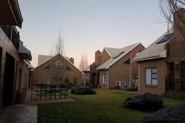 هتل Eldorado Lodge Cc
