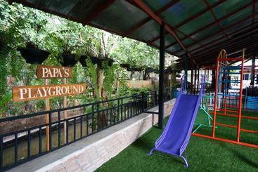 استراحتگاه Papa's Garden