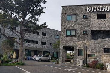Bookchon Place Jeju