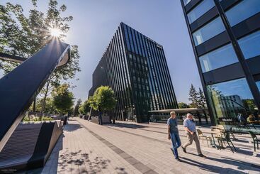 هتل Courtyard By Marriott Vilnius City Center