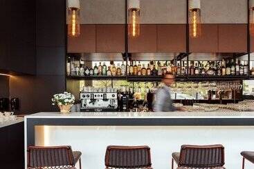 هتل Courtyard By Marriott Vilnius City Center