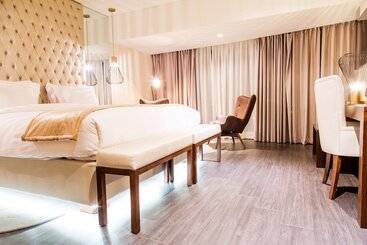 Grand Plaza Hotel Nampula