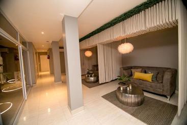 هتل Lg Golden Suites