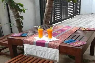 هتل Sumimal Resort Polhena