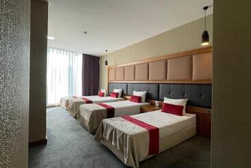 Sky Hotel Baku