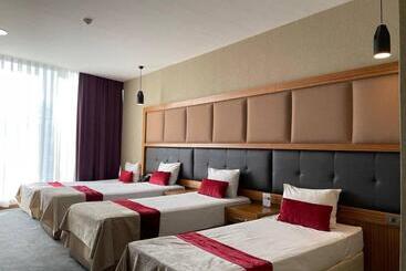 Sky Hotel Baku