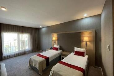 Sky Hotel Baku