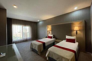 Sky Hotel Baku