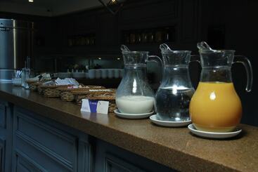 Sky Hotel Baku