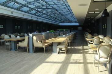 Sky Hotel Baku