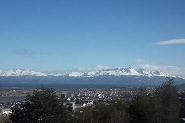 تختخواب و صبحانه Ushuaia Lodge Las Margaritas 430