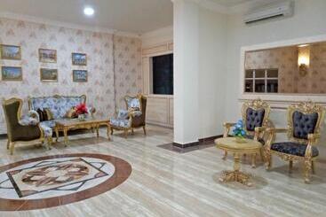 Grand Town Hotel Mandai