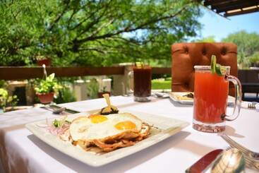 هتل Casa Legado Spa & Resort