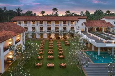 هتل Heritance Ayurveda   All Meals And Treatments
