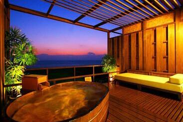 Itoen Hotel Toi