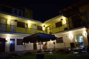 فندق Las Candelas De Huamantla