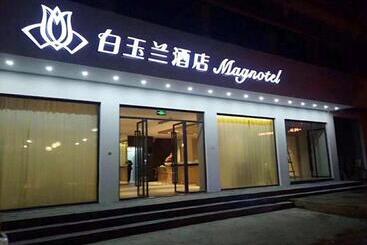 Magnotel Yangshuo West Street