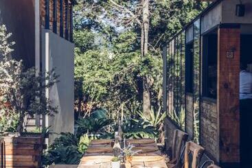 Casa Chichipicas Hotel Boutique
