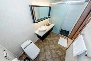 هتل Arts Spa&poolvilla