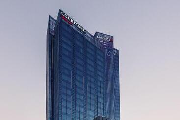 هتل Courtyard By Marriott Xi'an North