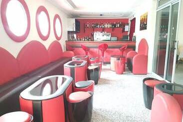 هتل Hôtel Hibiscus