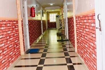 هتل Limoh Suites