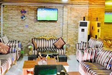 هتل Limoh Suites