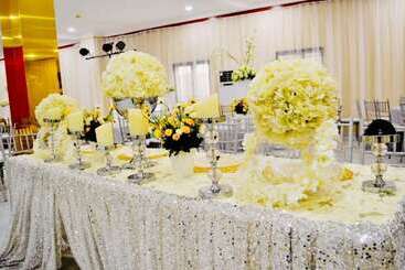 هتل Limoh Suites