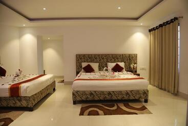 هتل Panshi Inn Sylhet