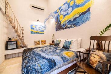 Silsopa Hostel