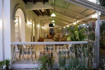 Silsopa Hostel