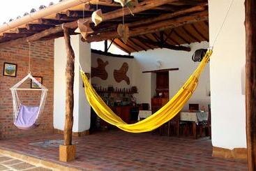 تختخواب و صبحانه Casa Canela