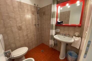تختخواب و صبحانه Giovanna Rooms