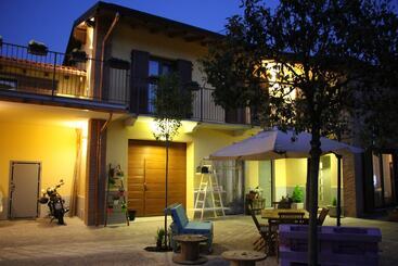 تختخواب و صبحانه Hayloft